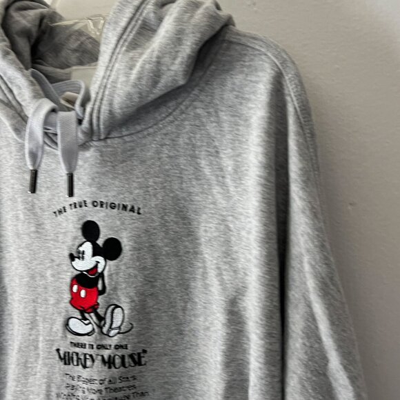 H&M disney // heather gray  mickey mouse embroidered hoodie Large - Picture 4 of 8